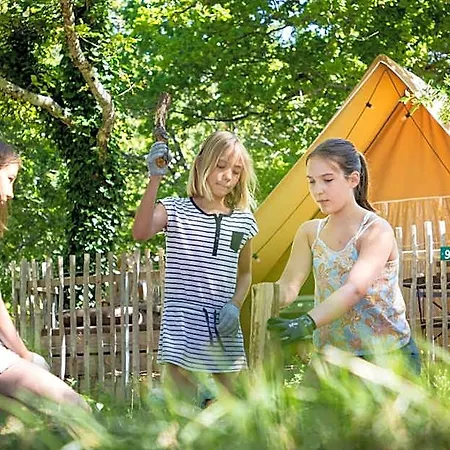 Huttopia Camping
