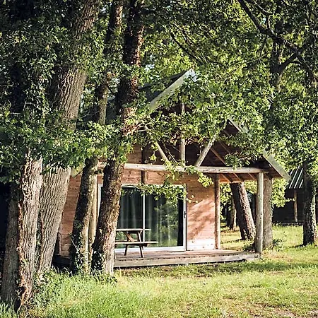 Huttopia Camping 3*